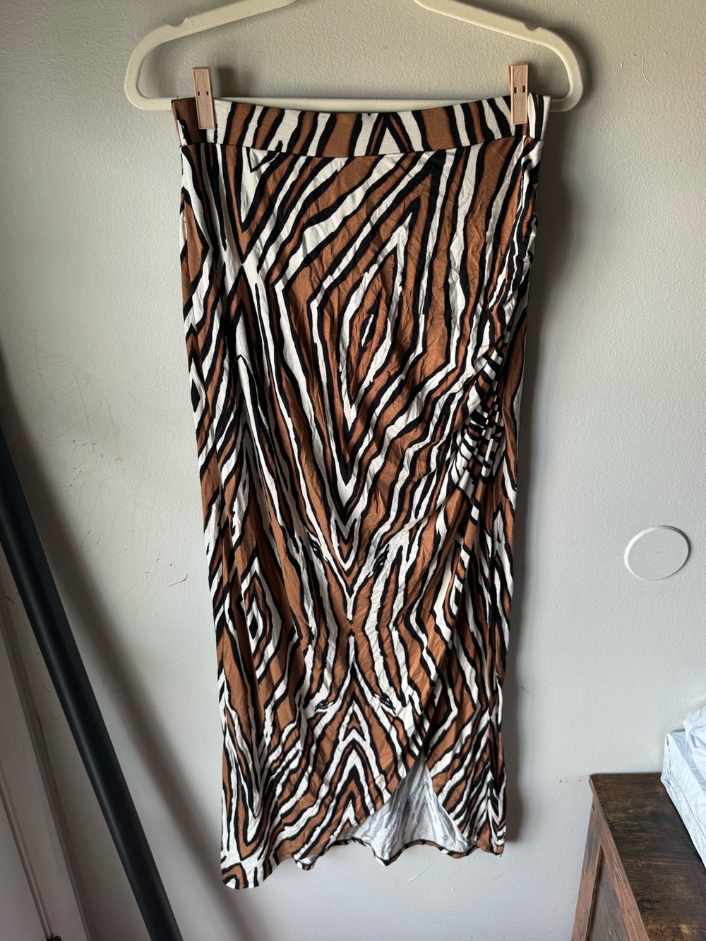 Worthington Small Brown Tiger Zebra Stripe Ruched Side Slit Midi Skirt Stretch